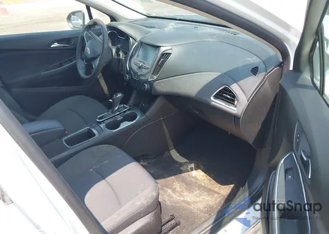 2018 Chevrolet Cruze Lt Auto z USA, uszkodzony, nr VIN 3G1BE6SM2JS613060